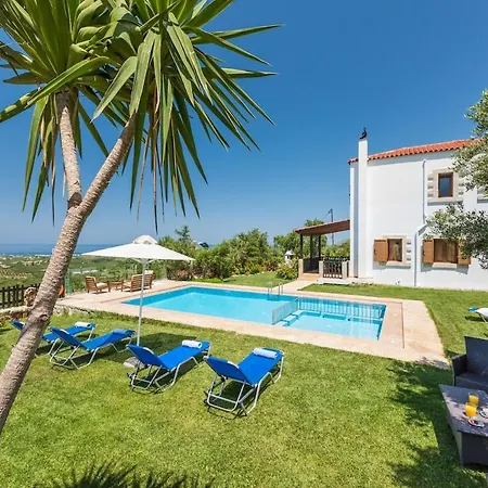 Traditional Villa With Amazing View 51 *