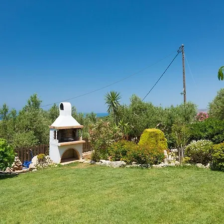 Traditional Villa With Amazing View 51 *
