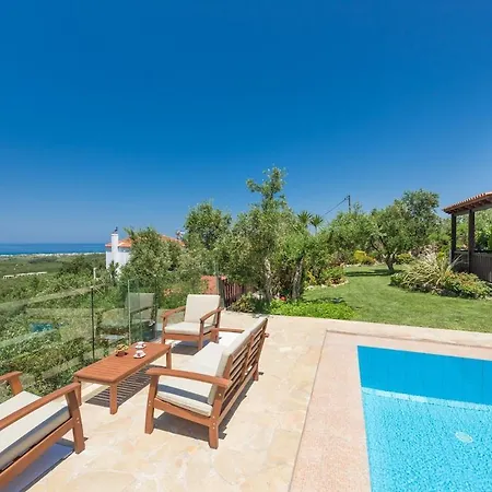 Traditional Villa With Amazing View 51 *