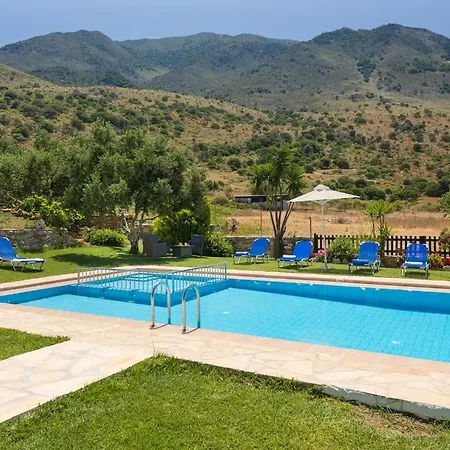 Traditional Villa With Amazing View 51 *